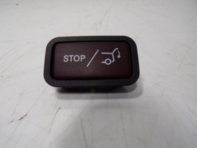 Recambio de maneta porton para mercedes-benz clase glc (w253) 2.0 cgi cat referencia OEM IAM A2128210651 2128210651 