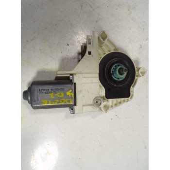 MOTOR ELEVALUNAS DELANTERO IZQUIERDO 8K0959801A 8K0959801A 