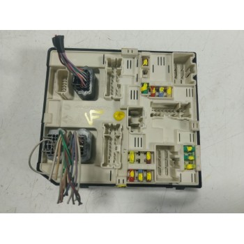 CAJA RELES / FUSIBLES 284B63106R 284B62069R 