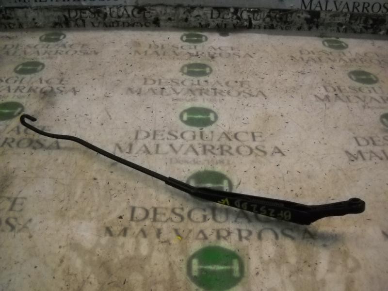 Recambio de brazo limpia delantero derecho para ford transit connect (tc7) furgón (2006) referencia OEM IAM   