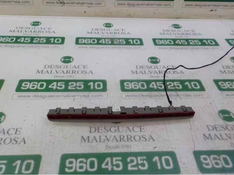 Recambio de piloto trasero central para mercedes-benz clase s (w221) berlina 3.5 v6 cat referencia OEM IAM A22182000567G56  