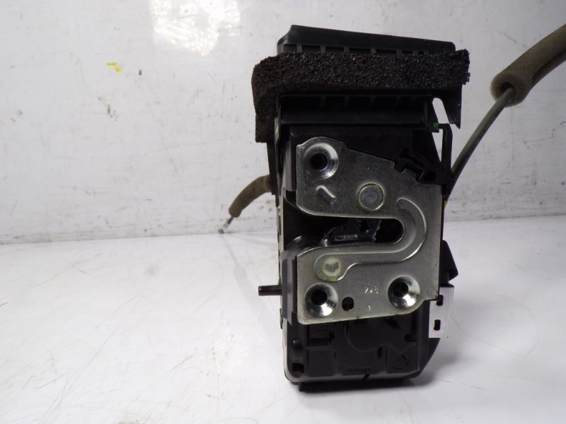 Recambio de cerradura puerta trasera derecha para nissan juke (f15) 1.6 16v cat referencia OEM IAM 82500BA60A  