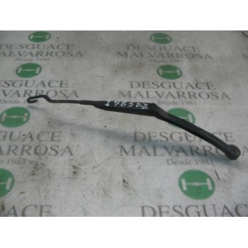 BRAZO LIMPIA DELANTERO DERECHO 