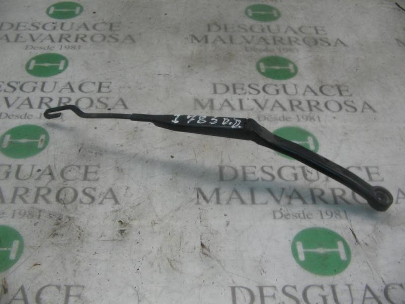 Recambio de brazo limpia delantero derecho para nissan primera berlina (p11) básico referencia OEM IAM   