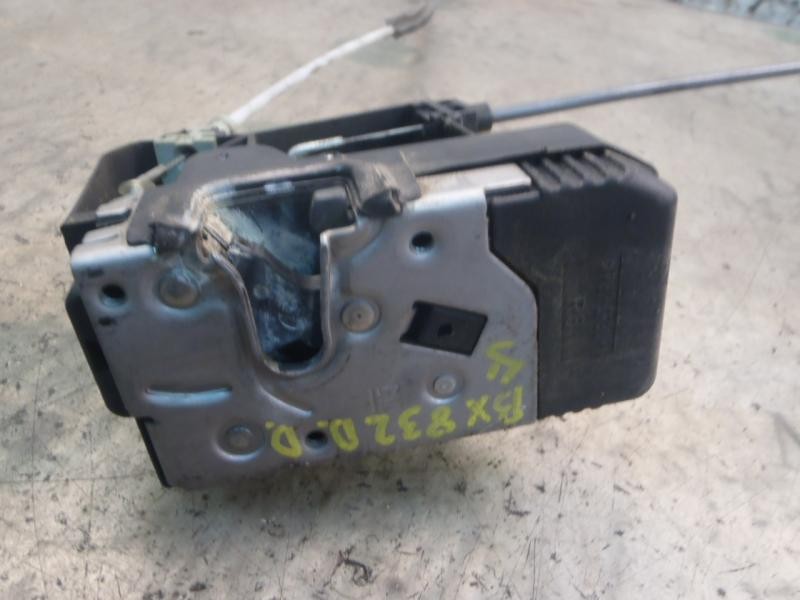 Recambio de cerradura puerta delantera derecha para opel zafira a club referencia OEM IAM   