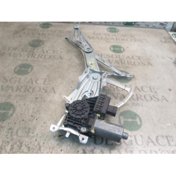 ELEVALUNAS DELANTERO DERECHO 