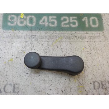 MANETA ELEVALUNAS TRASERA DERECHA 1H0837581D9B9 