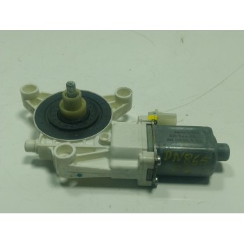 MOTOR ELEVALUNAS DELANTERO DERECHO 68030660AA 3018076C 