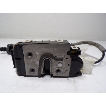 CERRADURA PUERTA DELANTERA DERECHA A2047203035 A0997200435 