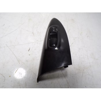 MANDO ELEVALUNAS DELANTERO DERECHO 254111KA5A 254111KA5A 