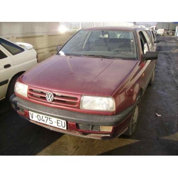VOLKSWAGEN VENTO (1H2)