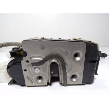 CERRADURA PUERTA DELANTERA IZQUIERDA A2047202735 A0997200135 