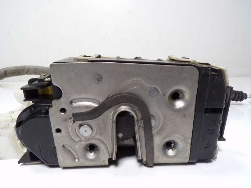 Recambio de cerradura puerta delantera izquierda para mercedes-benz clase e (w212) lim. 2.1 cdi cat referencia OEM IAM A20472027