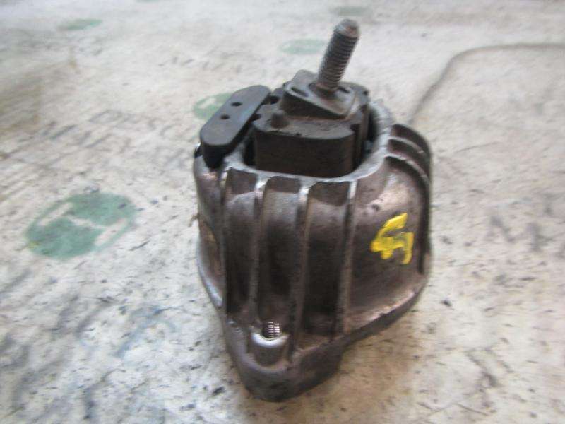 Recambio de soporte motor izquierdo para bmw serie 3 berlina (e90) 2.0 16v diesel referencia OEM IAM 22116768799  