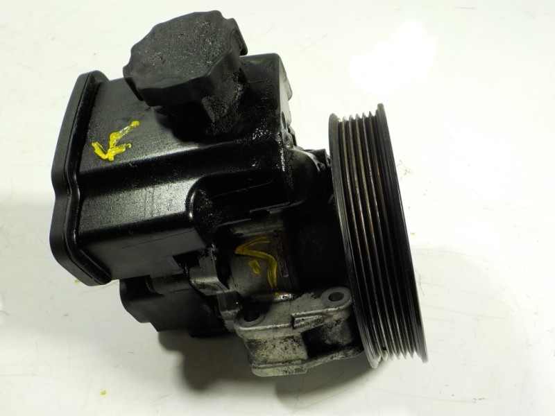 Recambio de bomba direccion para mercedes-benz vito (w639) basic, combi 2.1 cdi cat referencia OEM IAM  A0034667201 
