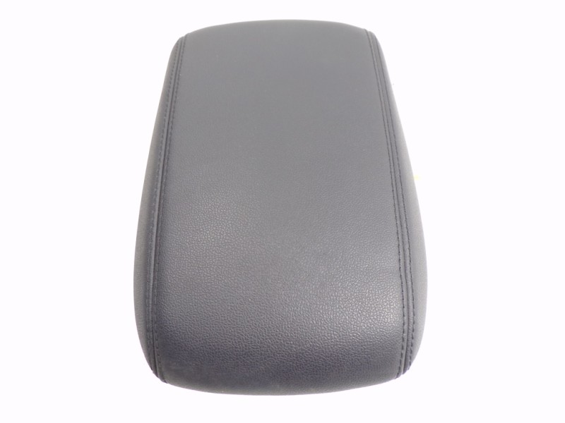 Recambio de apoyabrazos central para ford focus 1.0 ecoboost cat referencia OEM IAM 2477672  