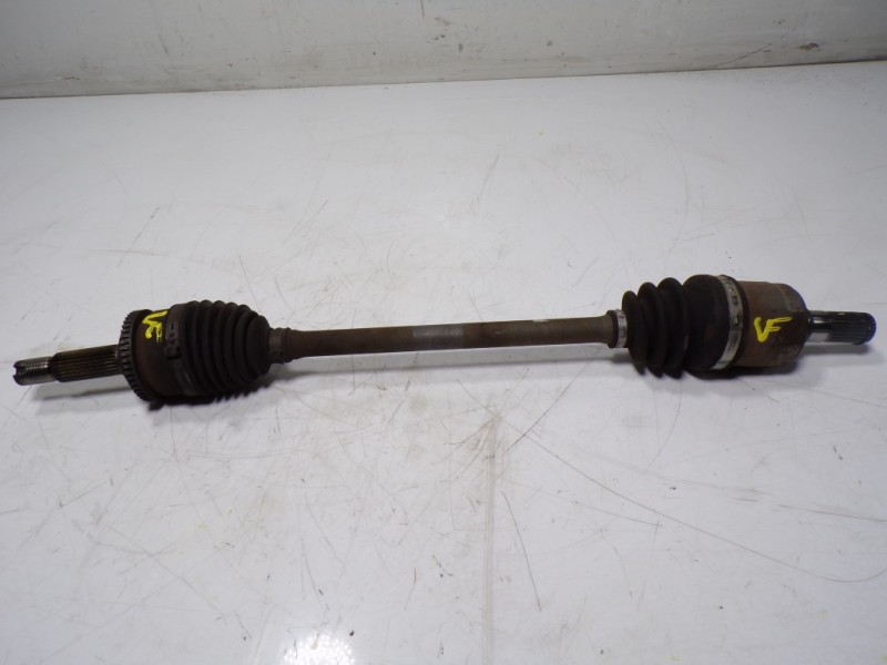 Recambio de transmision izquierda para hyundai i20 1.2 16v cat referencia OEM IAM 49500C8000  