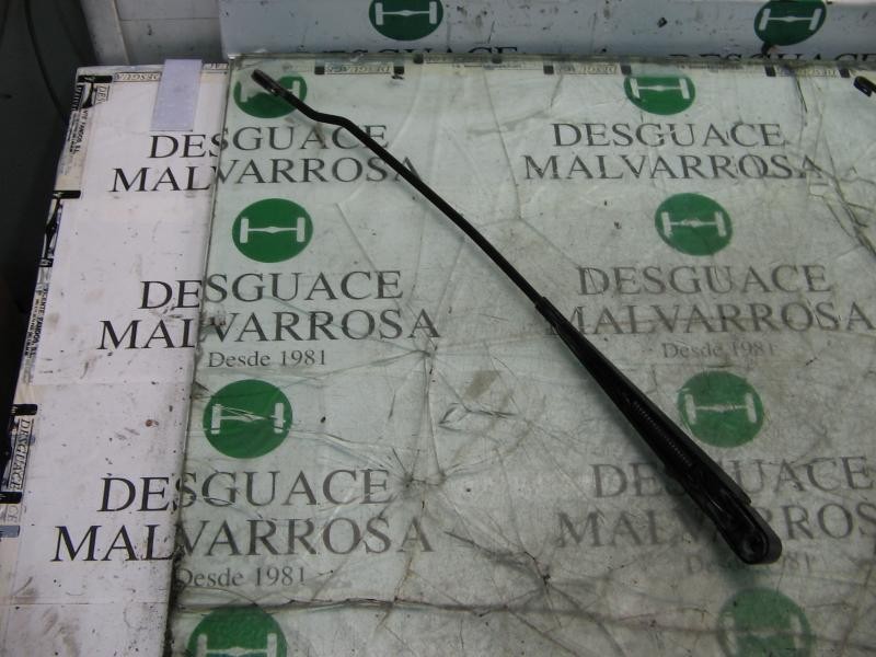 Recambio de brazo limpia delantero derecho para ford mondeo berlina/familiar (fd) clx berlina referencia OEM IAM   