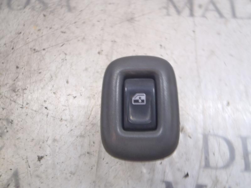 Recambio de mando elevalunas trasero izquierdo para gmc chevrolet trail blazer lt referencia OEM IAM 15095181  