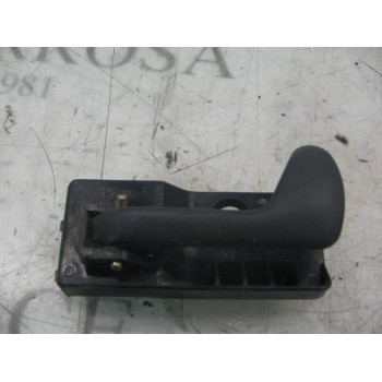 MANETA INTERIOR DELANTERA IZQUIERDA 