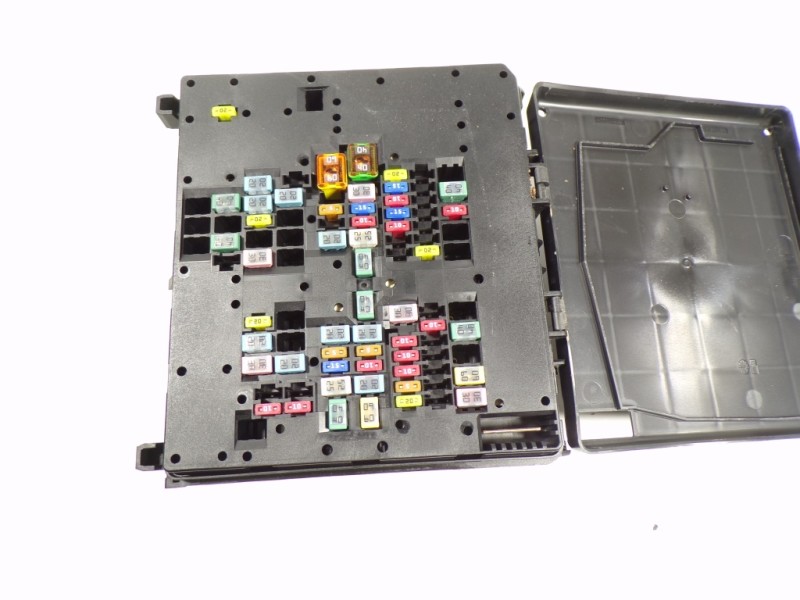 Recambio de caja reles / fusibles para ford focus 1.0 ecoboost cat referencia OEM IAM 2434800 JX6T14D068BE 