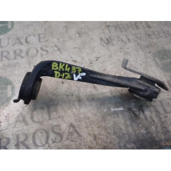 SOPORTE BRAZO SUSPENSION DELANTERO IZQUIERDO 