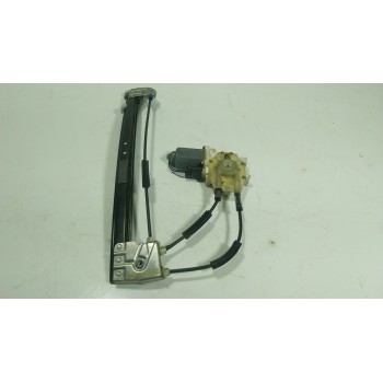 ELEVALUNAS TRASERO DERECHO 67628360511 