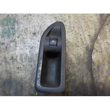 MANDO ELEVALUNAS TRASERO DERECHO 