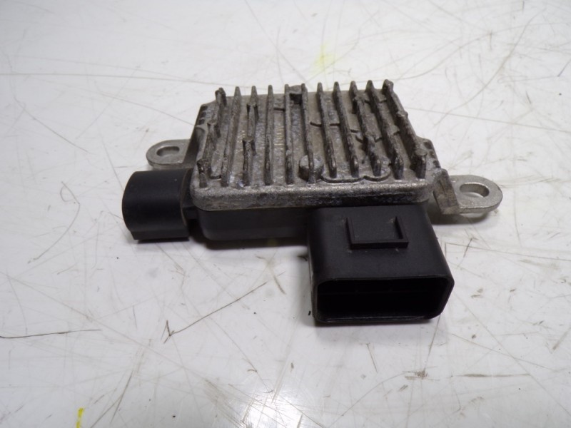 Recambio de modulo electronico para kia niro drive plug-in hybrid referencia OEM IAM 25385G2000 25385G2000 