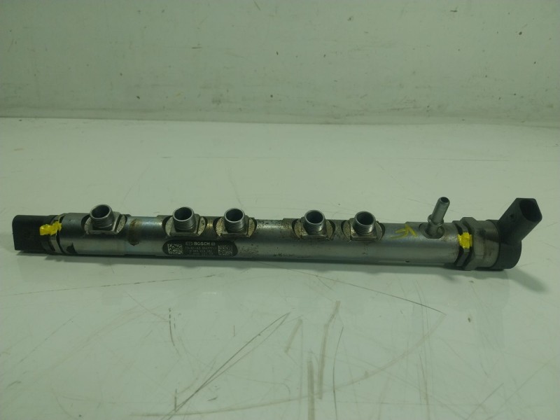 Recambio de rampa inyectora para bmw x1 (e84) sdrive 18 d referencia OEM IAM 13537809127 780912704 