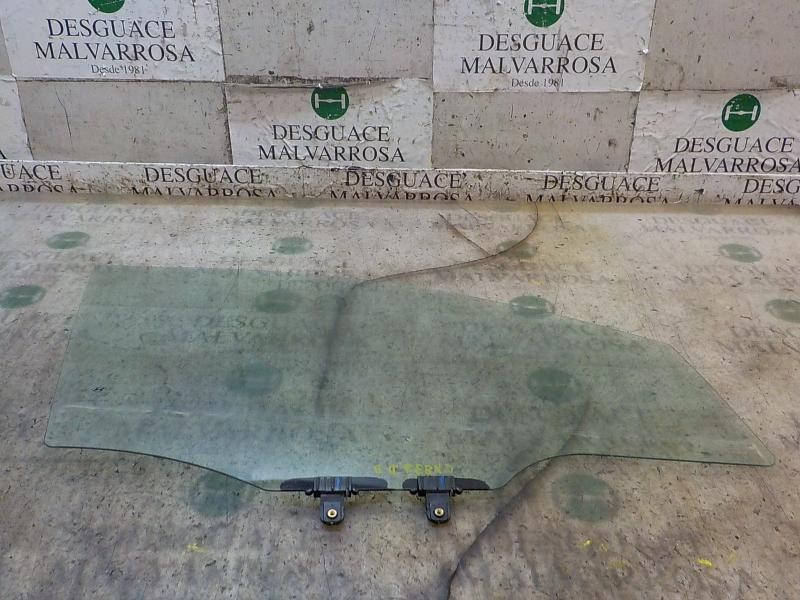 Recambio de cristal puerta delantero derecho para hyundai i10 1.0 cat referencia OEM IAM 82420B9020  