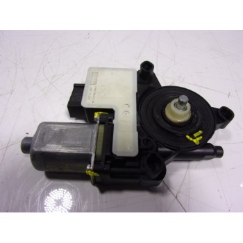 MOTOR ELEVALUNAS DELANTERO IZQUIERDO 2Q1959405B 2Q1959405 