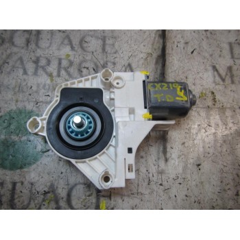 MOTOR ELEVALUNAS TRASERO DERECHO 8K0959811A 8K0959811A 