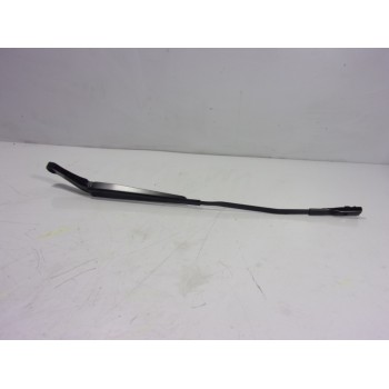 BRAZO LIMPIA DELANTERO DERECHO 80B9554081P9 