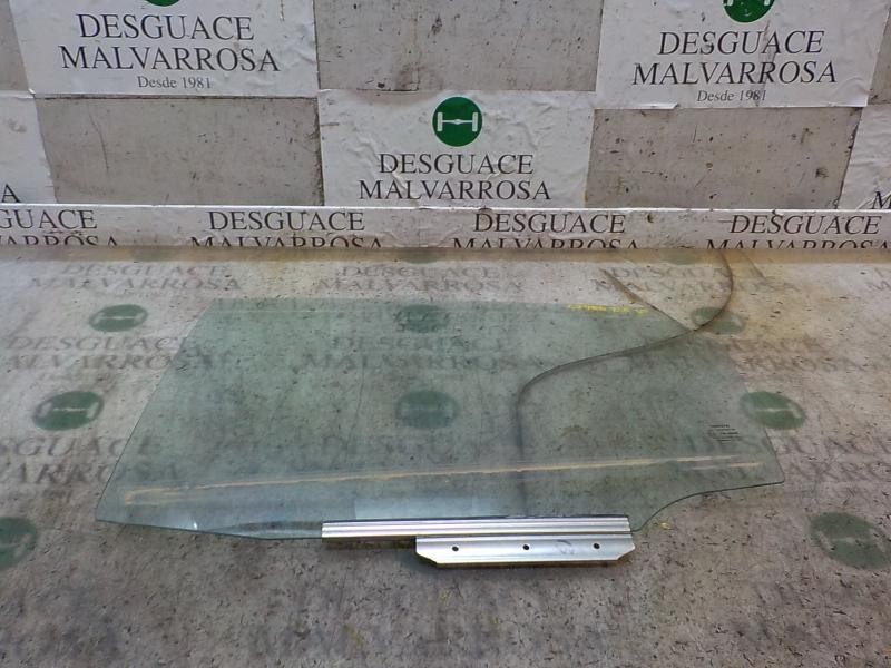 Recambio de cristal puerta trasero izquierdo para toyota auris 1.8 16v cat (híbrido) referencia OEM IAM 6810402340  