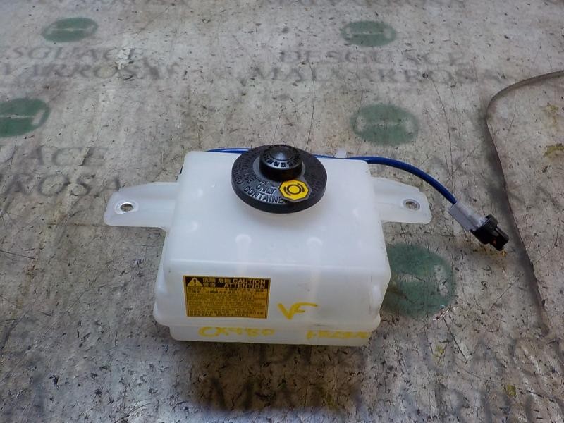 Recambio de deposito servo para toyota auris 1.8 16v cat (híbrido) referencia OEM IAM 4722012300  