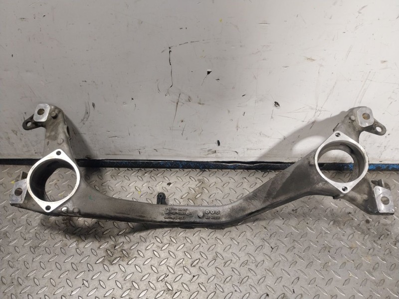 Recambio de puente delantero para porsche cayenne (92a) 3.0 diesel referencia OEM IAM 95837530900  