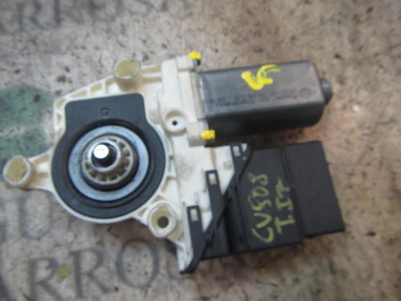 Recambio de motor elevalunas trasero izquierdo para volkswagen golf iv berlina (1j1) conceptline referencia OEM IAM   