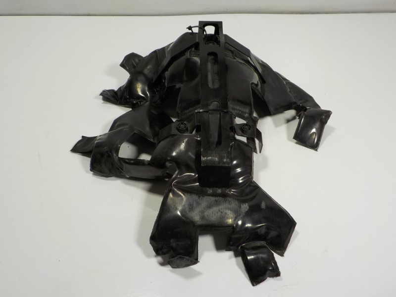 Recambio de tapa motor para mclaren 570s spider p13 referencia OEM IAM  13FA021SP02 