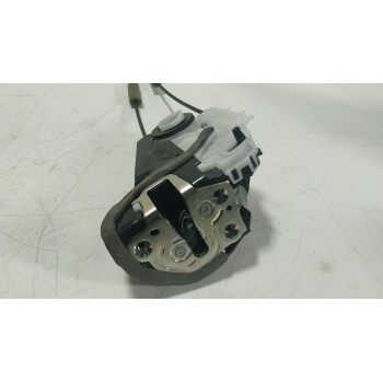 CERRADURA PUERTA TRASERA IZQUIERDA 69060K0040 