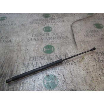 AMORTIGUADORES MALETERO / PORTON 8P3827552D 