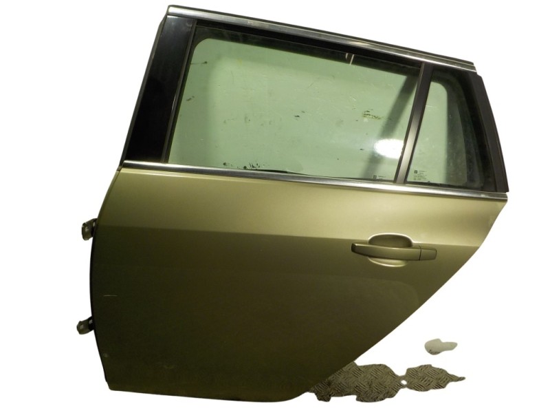 Recambio de puerta trasera izquierda para opel insignia sports tourer 2.0 16v cdti referencia OEM IAM 22805992  