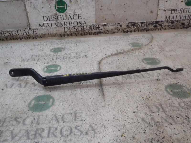 Recambio de brazo limpia delantero izquierdo para ford fiesta (cbk) st referencia OEM IAM   