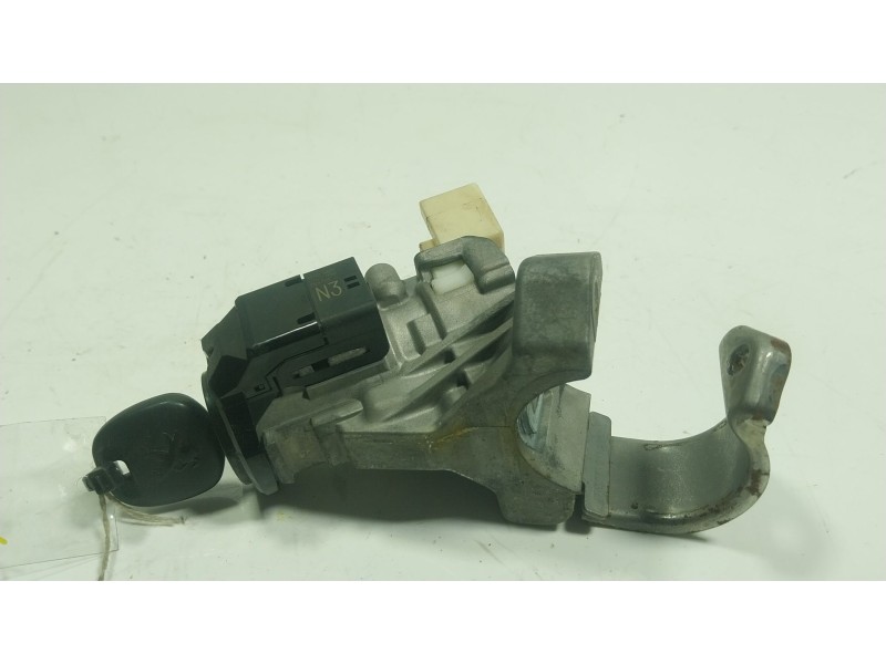 Recambio de antirrobo para peugeot 108 1.2 referencia OEM IAM 1612417180 897820H020 
