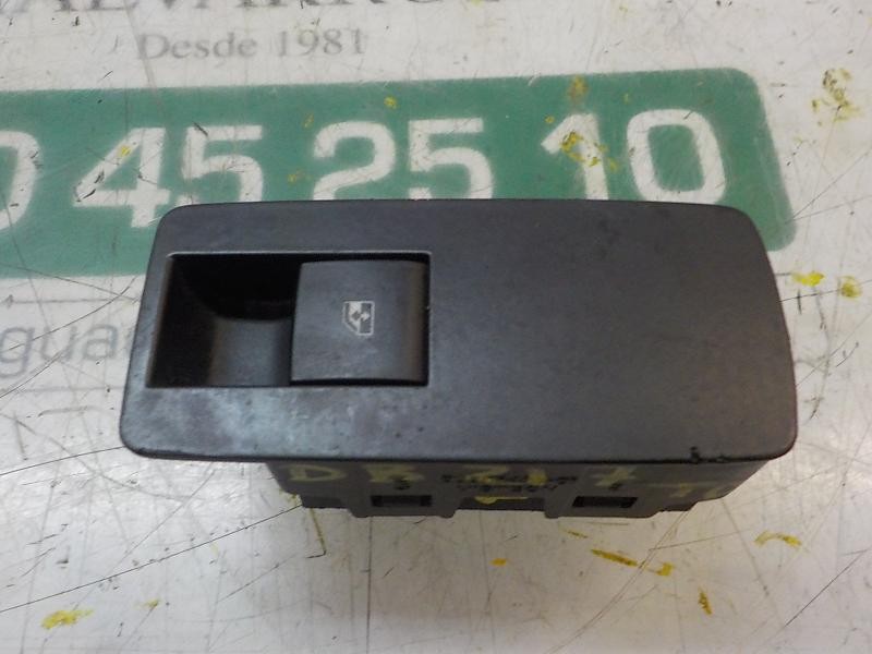 Recambio de mando elevalunas trasero derecho para opel insignia berlina sport referencia OEM IAM 13301888 13301888 
