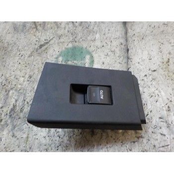 MANDO ELEVALUNAS TRASERO DERECHO 8481002140 