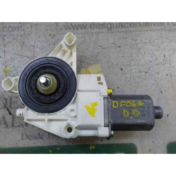 MOTOR ELEVALUNAS DELANTERO DERECHO A2518200842 A2518200842 0130822272