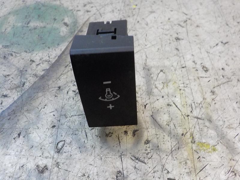 Recambio de modulo electronico para hyundai i10 1.0 cat referencia OEM IAM 94950B9000  