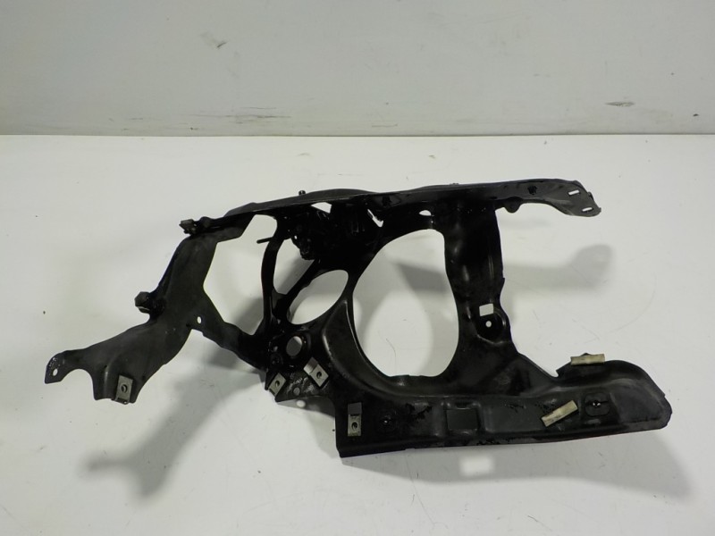 Recambio de soporte faro izquierdo para bmw serie 7 (e65/e66) 3.0 turbodiesel cat referencia OEM IAM 51717022967  