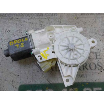 MOTOR ELEVALUNAS TRASERO IZQUIERDO A2518200108 A2518200108 0130822281